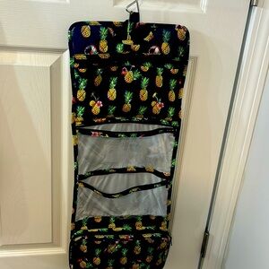 Vera Bradley hanging toiletry bag